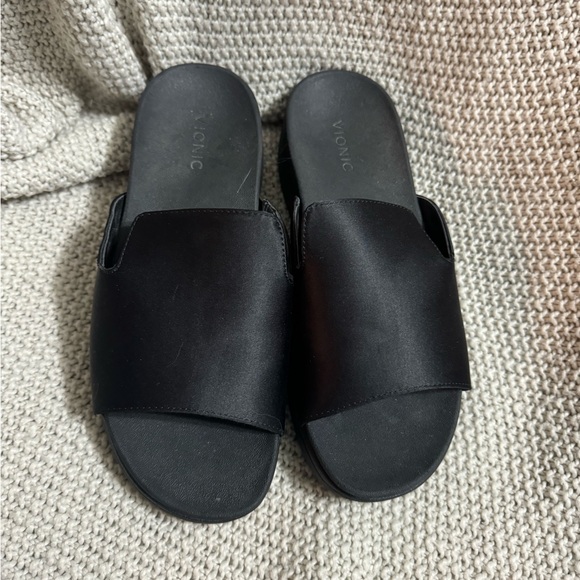 Vionic Monica Women's Wedge Slide Orthotic Sandal, Size 8.5 - Picture 2 of 4